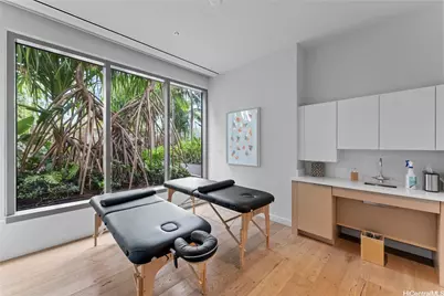 1001 Queen Street #1602, Honolulu, HI 96814 - Photo 17