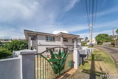 2004 Skyline Drive, Honolulu, HI 96817 - Photo 3