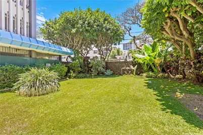 1535 Pensacola Street #807, Honolulu, HI 96822 - Photo 19
