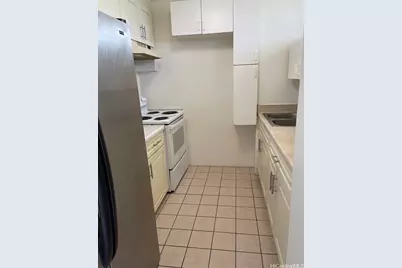 1121 Ala Napunani Street #501, Honolulu, HI 96818 - Photo 3
