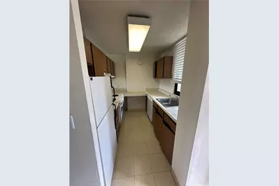 2121 Ala Wai Boulevard #702, Honolulu, HI 96815 - Photo 3