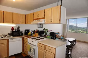 3045 Ala Napuaa Pl, Honolulu, HI 96818 - Photo 5