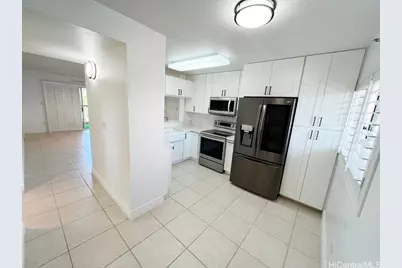 3075 Ala Poha Place #711, Honolulu, HI 96818 - Photo 1