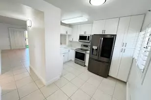 3075 Ala Poha Pl, Honolulu, HI 96818 - Photo 1