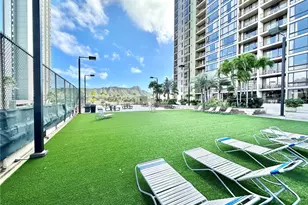 229 Paoakalani Ave, Honolulu, HI 96815 - Photo 11