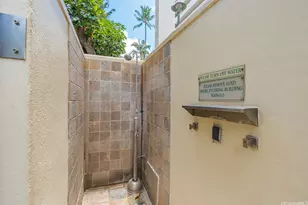 2895 Kalakaua Ave, Honolulu, HI 96815 - Photo 15
