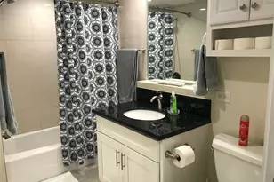 2500 Kalakaua Ave, Honolulu, HI 96815 - Photo 7