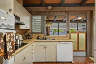 5647 Anolike Pl, Honolulu, HI 96821 - Photo 5
