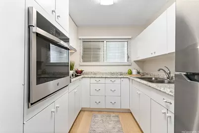 469 Ena Road #1511, Honolulu, HI 96815 - Photo 9
