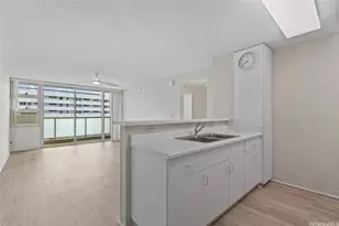 3009 Ala Makahala Pl, Honolulu, HI 96818 - Photo 5