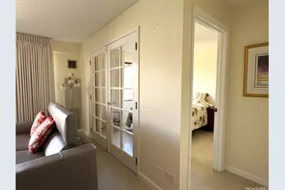 2140 Kuhio Avenue #911, Honolulu, HI 96815 - Photo 1