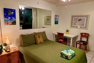 134 Kapahulu Ave, Honolulu, HI 96815 - Photo 13