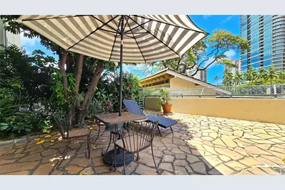 620 McCully Street #1102, Honolulu, HI 96826 - Photo 19