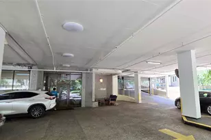 1700 Ala Moana Blvd, Honolulu, HI 96815 - Photo 15