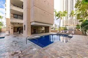 2215 Aloha Dr, Honolulu, HI 96815 - Photo 17
