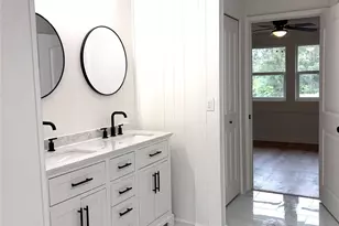 1360 Kaumana Dr, Hilo, HI 96720 - Photo 9