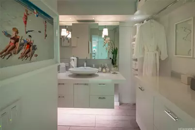 2572 Lemon Road #703, Honolulu, HI 96815 - Photo 3