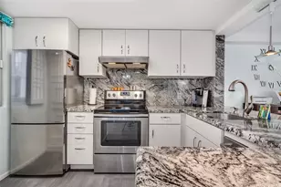 2947 Kalakaua Ave, Honolulu, HI 96815 - Photo 19