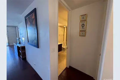 469 Ena Road #2104, Honolulu, HI 96815 - Photo 9
