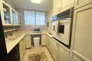 469 Ena Rd, Honolulu, HI 96815 - Photo 9