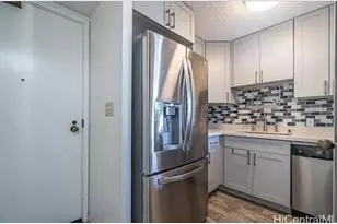 300 Wai Nani Way, Honolulu, HI 96815 - Photo 3