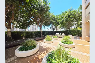 581 Kamoku Street #PH4, Honolulu, HI 96826 - Photo 23