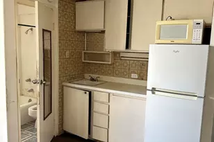 2509 Ala Wai Blvd, Honolulu, HI 96815 - Photo 7