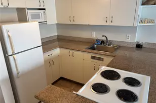 1777 Ala Moana Blvd, Honolulu, HI 96815 - Photo 11