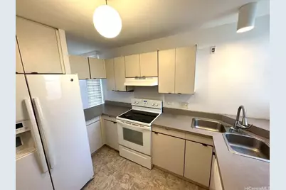 1015 Ala Napunani Street #401, Honolulu, HI 96818 - Photo 3