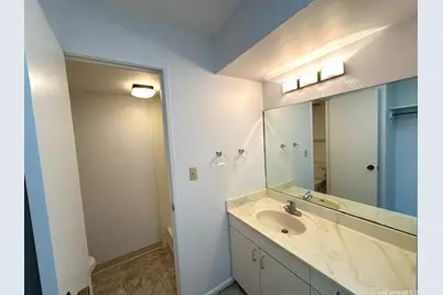 1015 Ala Napunani Street #401, Honolulu, HI 96818 - Photo 5