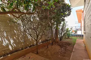 1823 Democrat St, Honolulu, HI 96819 - Photo 9