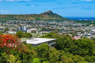 1588 St Louis Dr, Honolulu, HI 96816 - Photo 1
