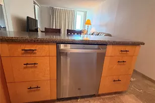 2452 Tusitala St, Honolulu, HI 96815 - Photo 13