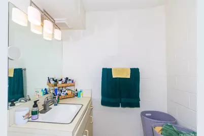 1330 Wilder Avenue #212, Honolulu, HI 96822 - Photo 11