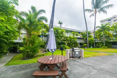 1330 Wilder Avenue #212, Honolulu, HI 96822 - Photo 25