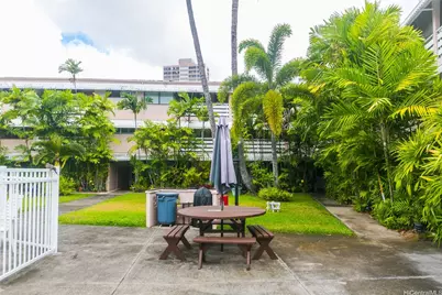 1330 Wilder Avenue #212, Honolulu, HI 96822 - Photo 23