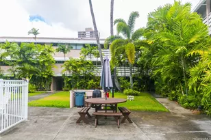 1330 Wilder Ave, Honolulu, HI 96822 - Photo 23