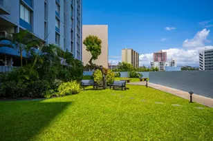 3045 Ala Napuaa Pl, Honolulu, HI 96818 - Photo 15