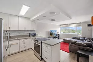 3045 Ala Napuaa Pl, Honolulu, HI 96818 - Photo 5