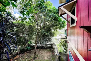 2365 Gardenia St, Honolulu, HI 96816 - Photo 17