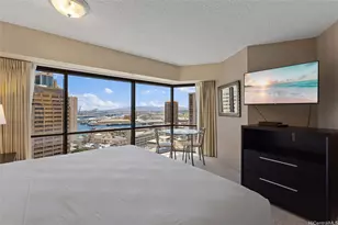 1088 Bishop St, Honolulu, HI 96813 - Photo 5
