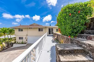 298 Moomuku Pl, Honolulu, HI 96821 - Photo 5