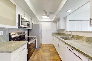 98-1731 Kaahumanu St, Aiea, HI 96701 - Photo 7