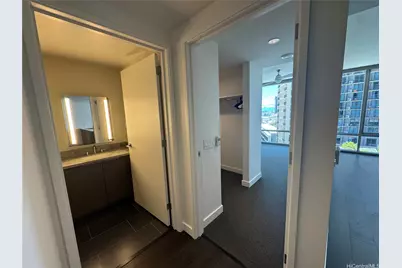 1001 Queen Street #1003, Honolulu, HI 96814 - Photo 3