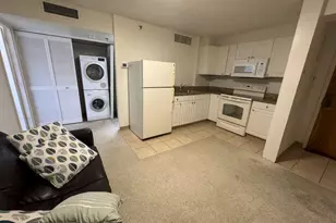 1088 Bishop St, Honolulu, HI 96813 - Photo 11