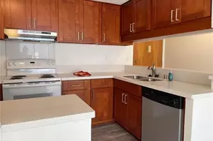 2724 Kahoaloha Ln, Honolulu, HI 96826 - Photo 9