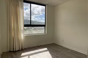2724 Kahoaloha Ln, Honolulu, HI 96826 - Photo 7