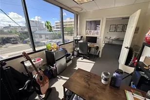 1210 Artesian St, Honolulu, HI 96826 - Photo 11