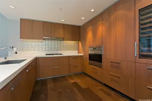 1555 Kapiolani Blvd, Honolulu, HI 96814 - Photo 5