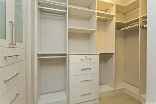 1555 Kapiolani Blvd, Honolulu, HI 96814 - Photo 15